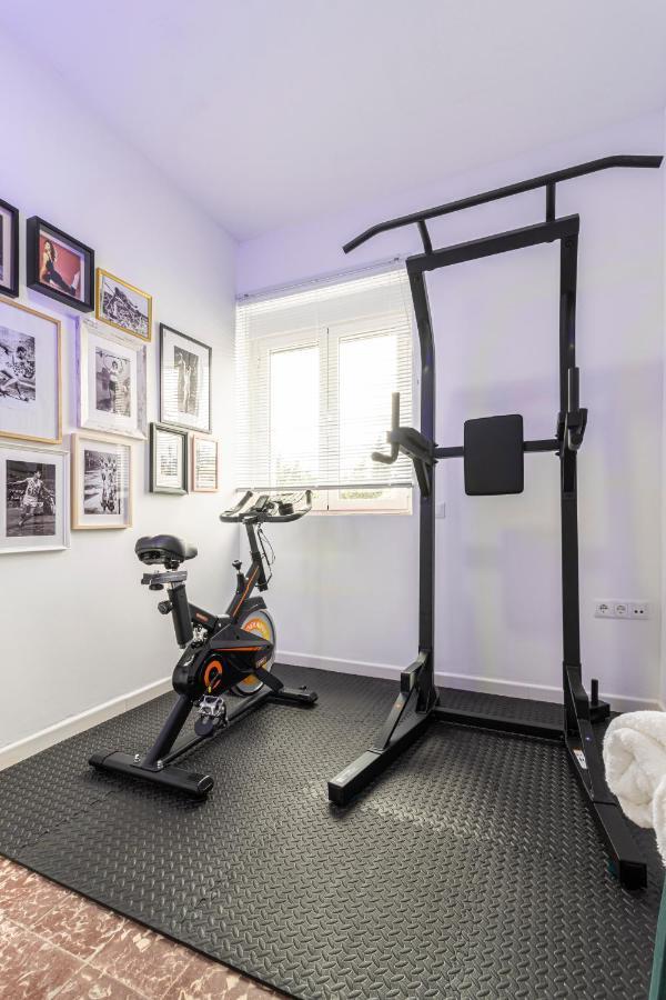 El Balcon De La Bodega - Luxurious Apartment In Jerez With Gym Херес де ла Фронтера Екстериор снимка